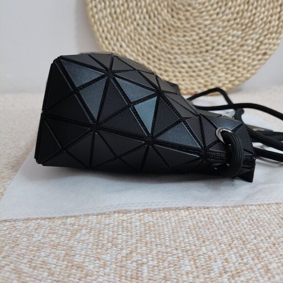 Issey Miyake Black Adjustable Strap Shoulder Bag - Picture 5 of 9